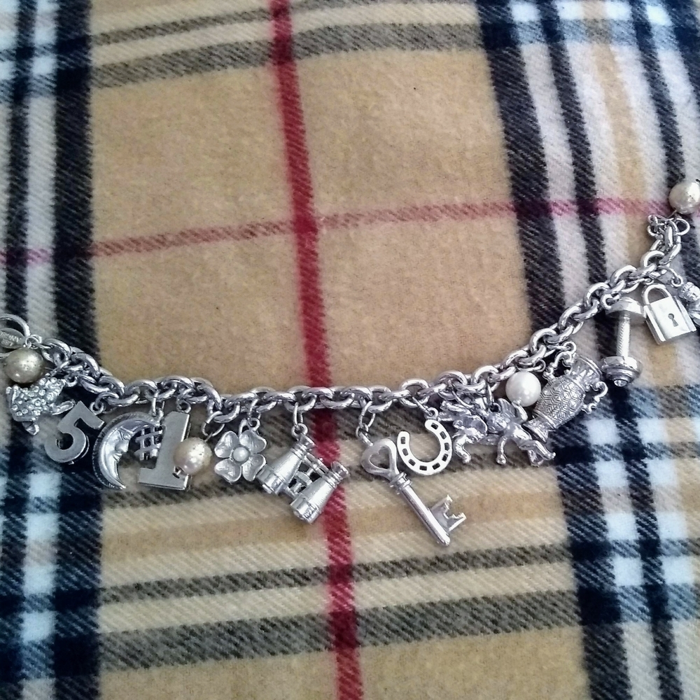 Lee Angel fun silver plate costume charm bracelet
